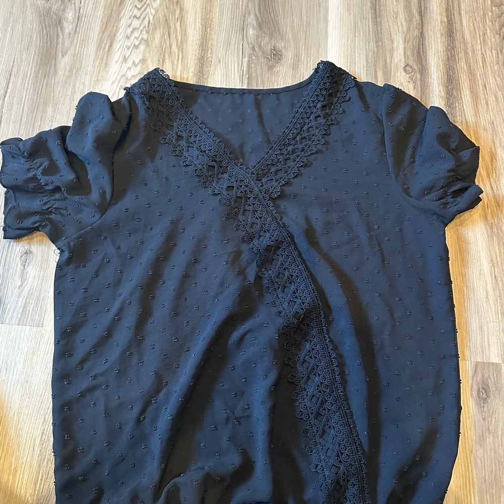 Elegant Black Lace Trim Women's Top